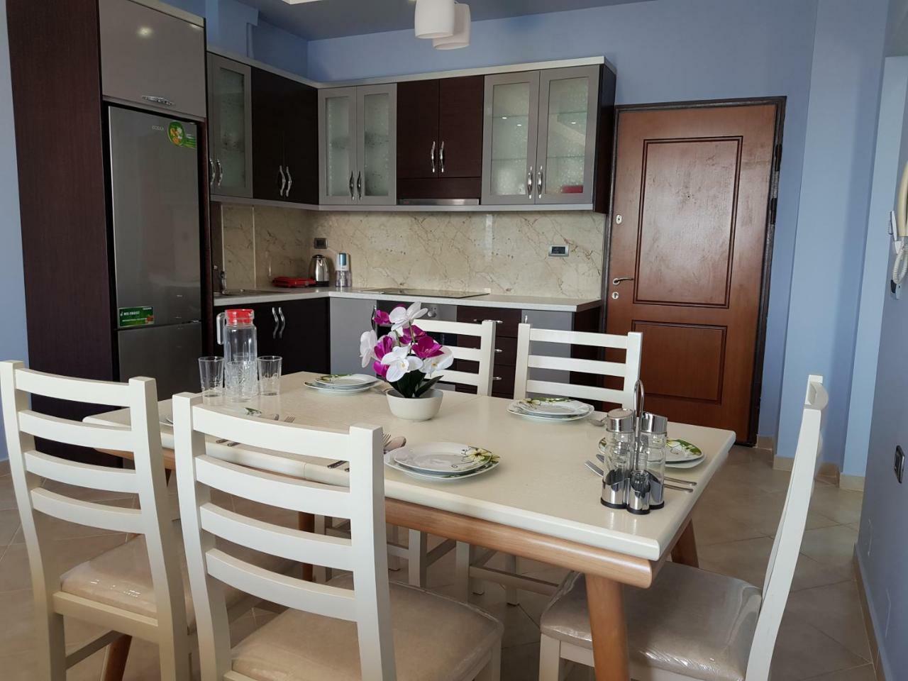 Apartment Of Beautiful Dreams Over The Sea Sarandë エクステリア 写真